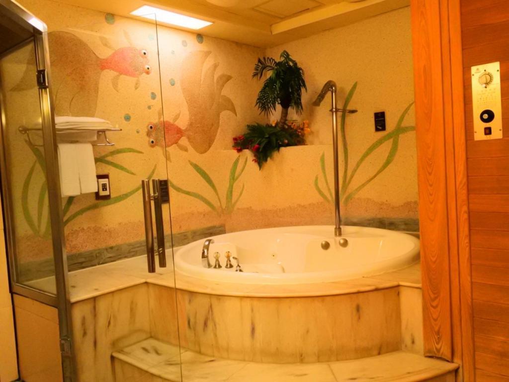 Swan Lake Motel Guishan Luaran gambar
