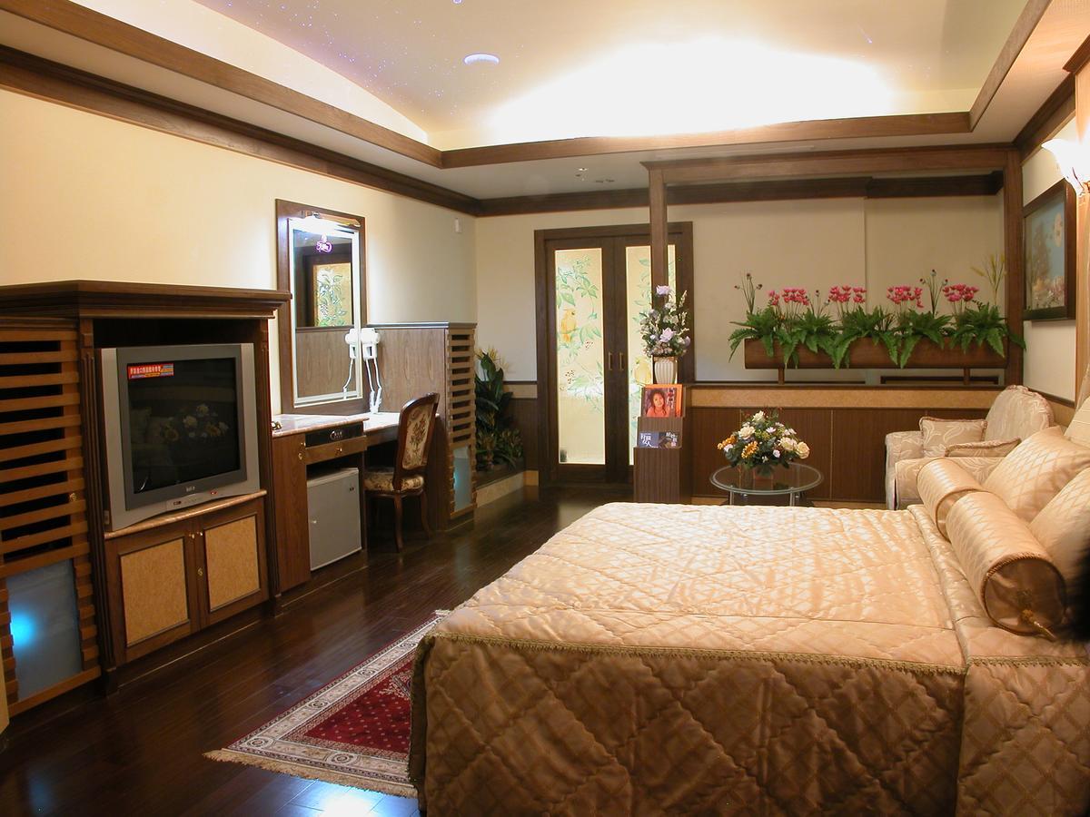 Swan Lake Motel Guishan Luaran gambar